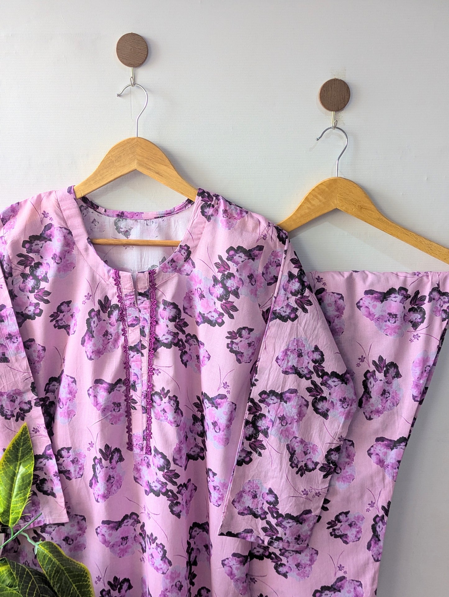 Lavender Floral Lawn Stitched 2pc