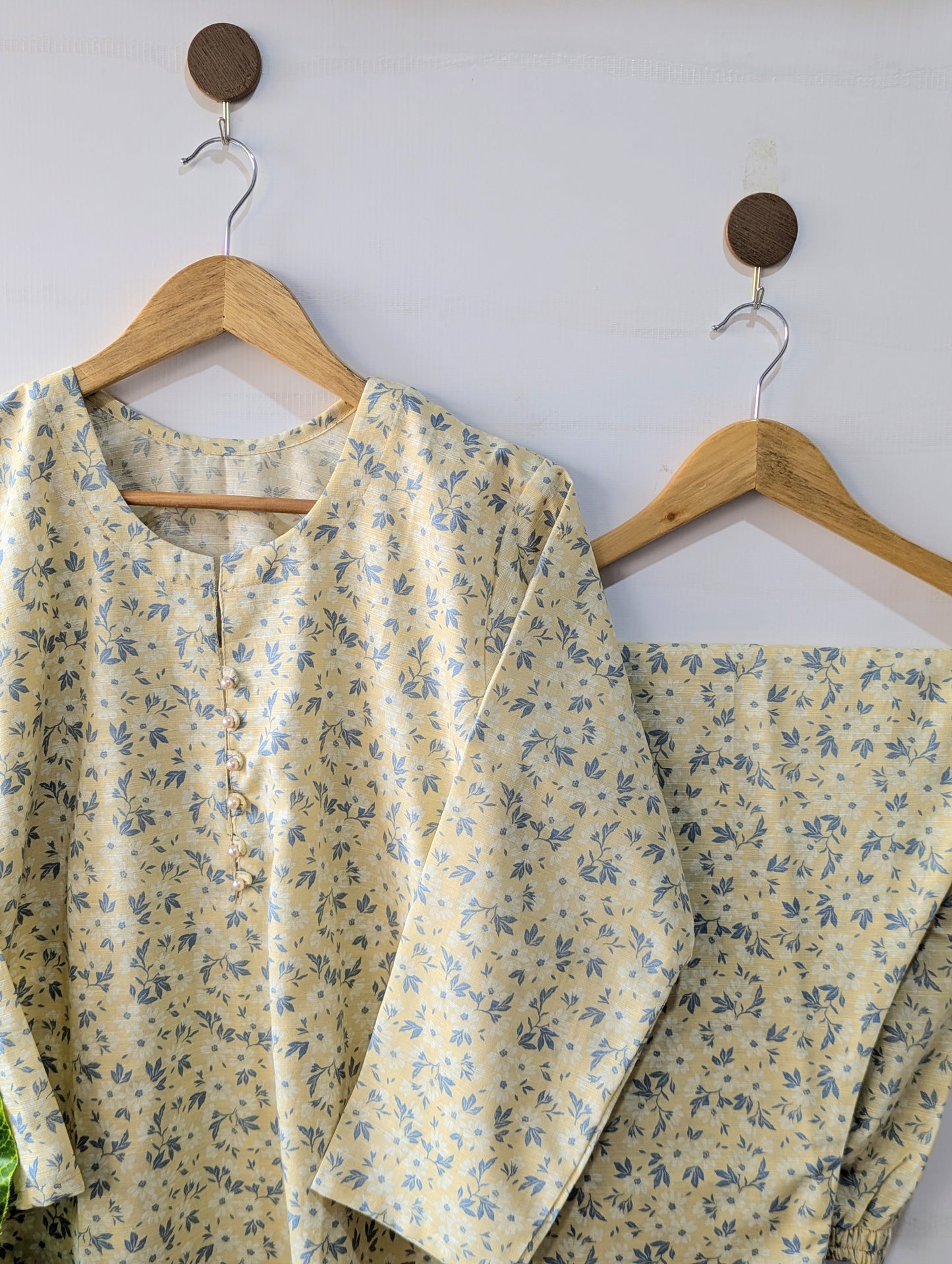 Little Florals Khaddar Stitched 2pc