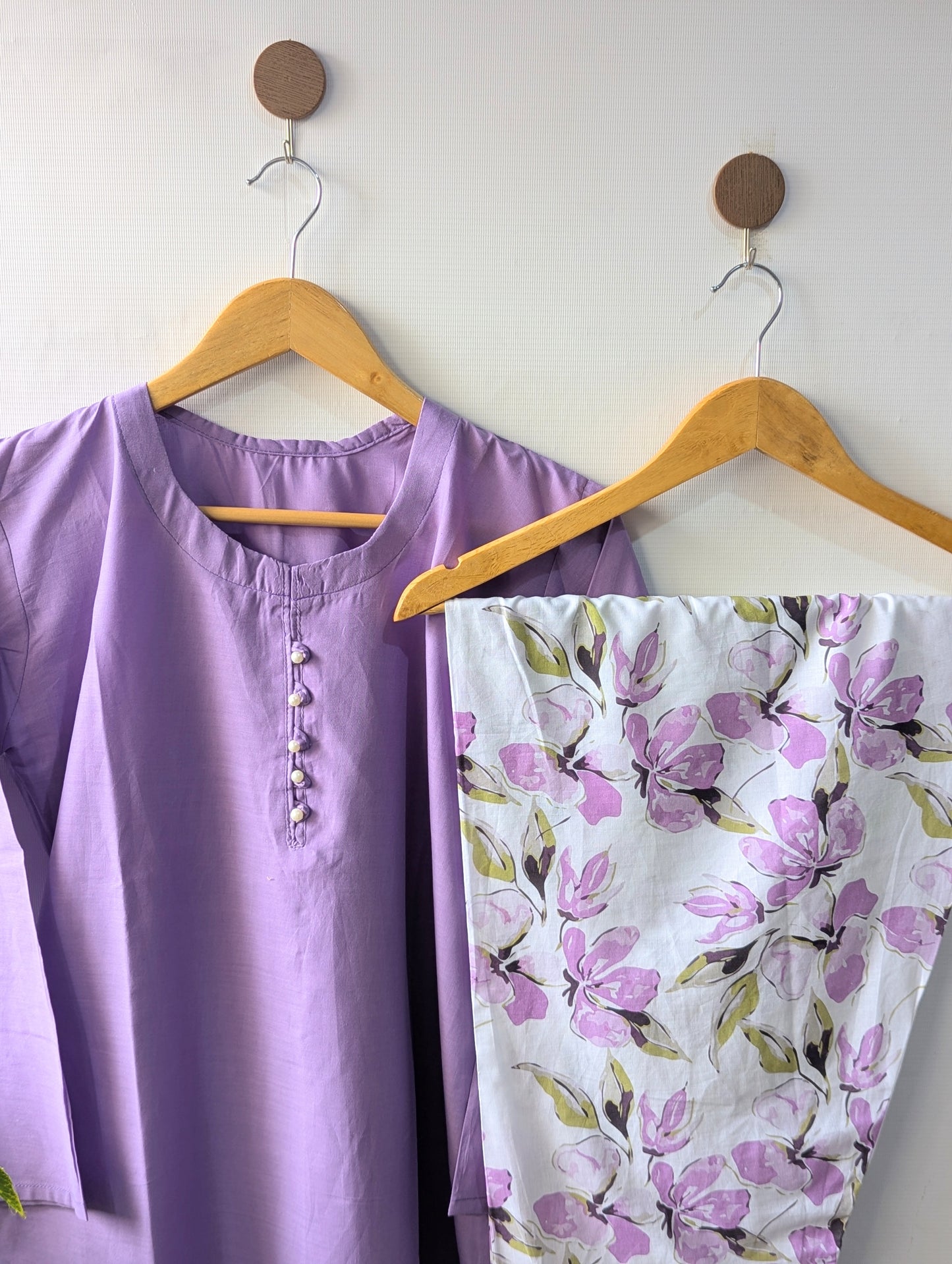 Lilac & White Floral Lawn Farshi Set - 2pcs