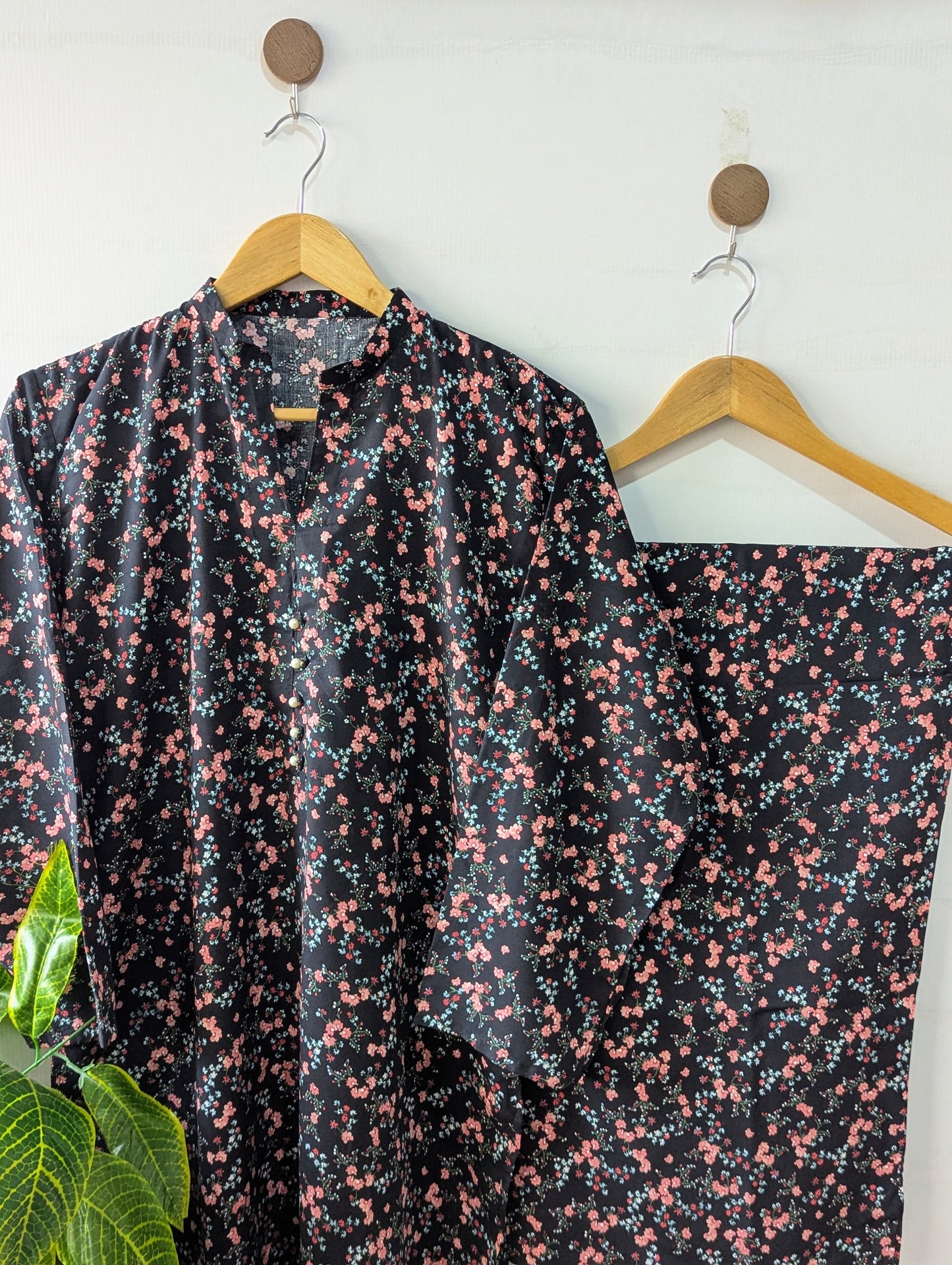 Black Petals Linen Stitched 2pc