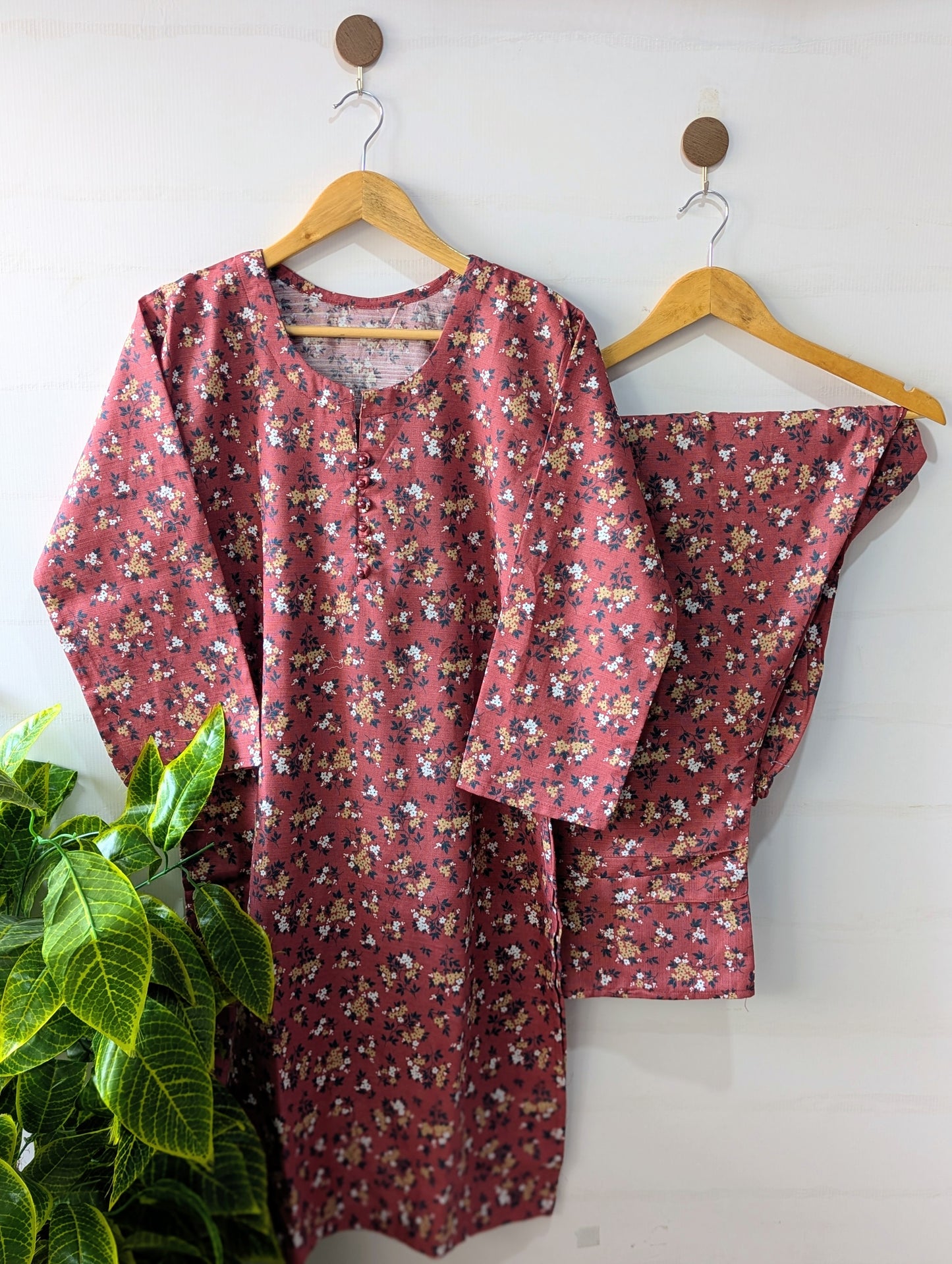 Maroon Petals Khaddar Stitched 2pc