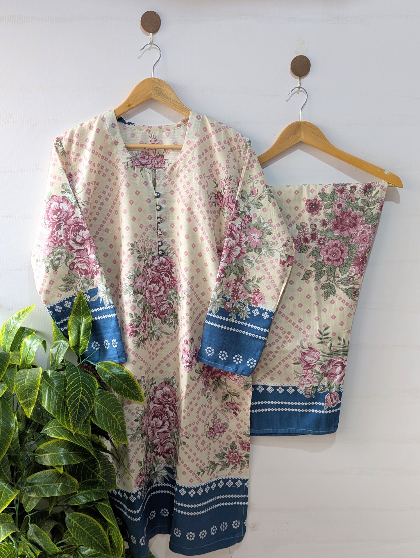 Soft Petals Khaddar Stitched 2pc