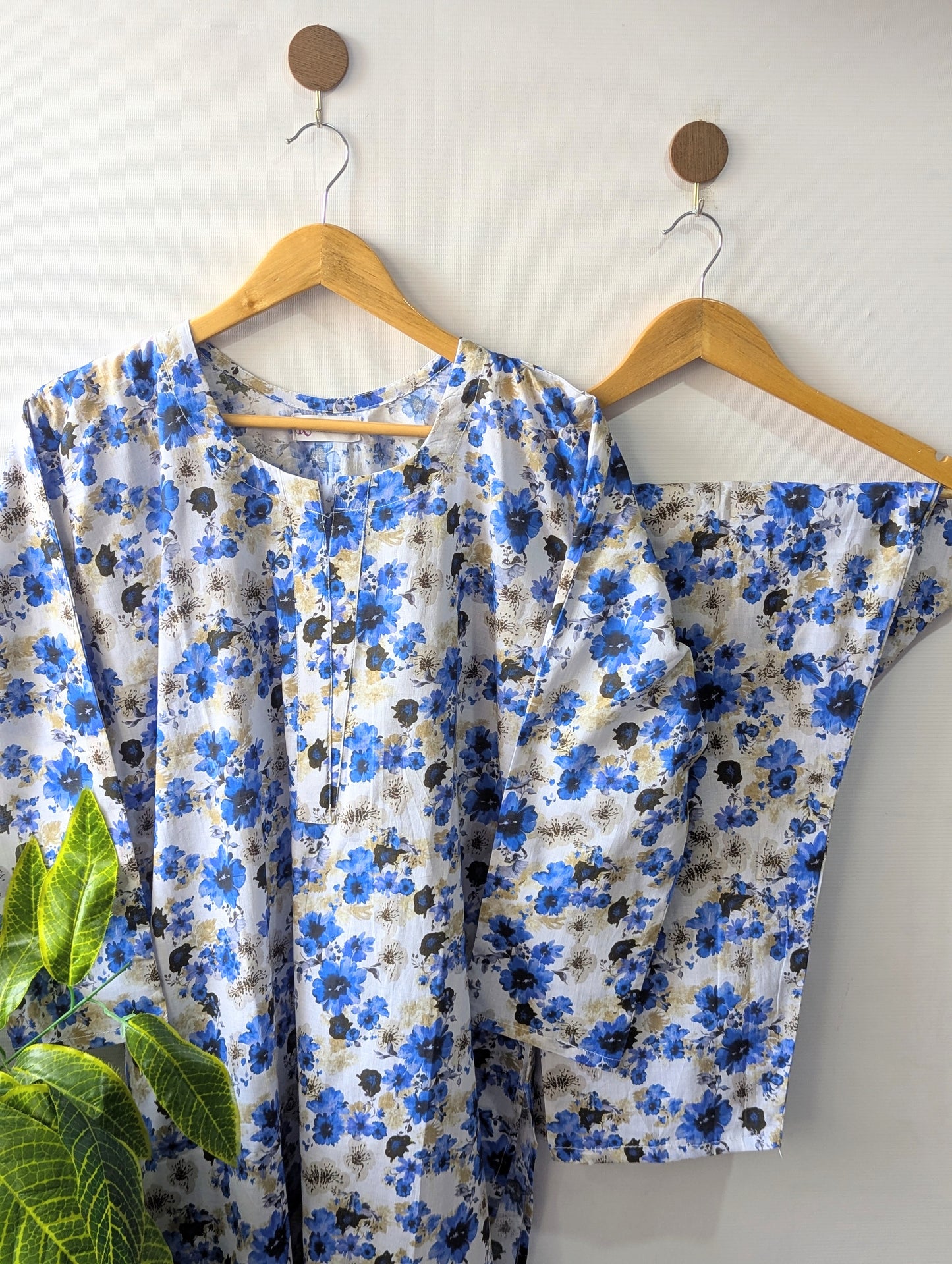 Ocean Petals Lawn Stitched 2pc