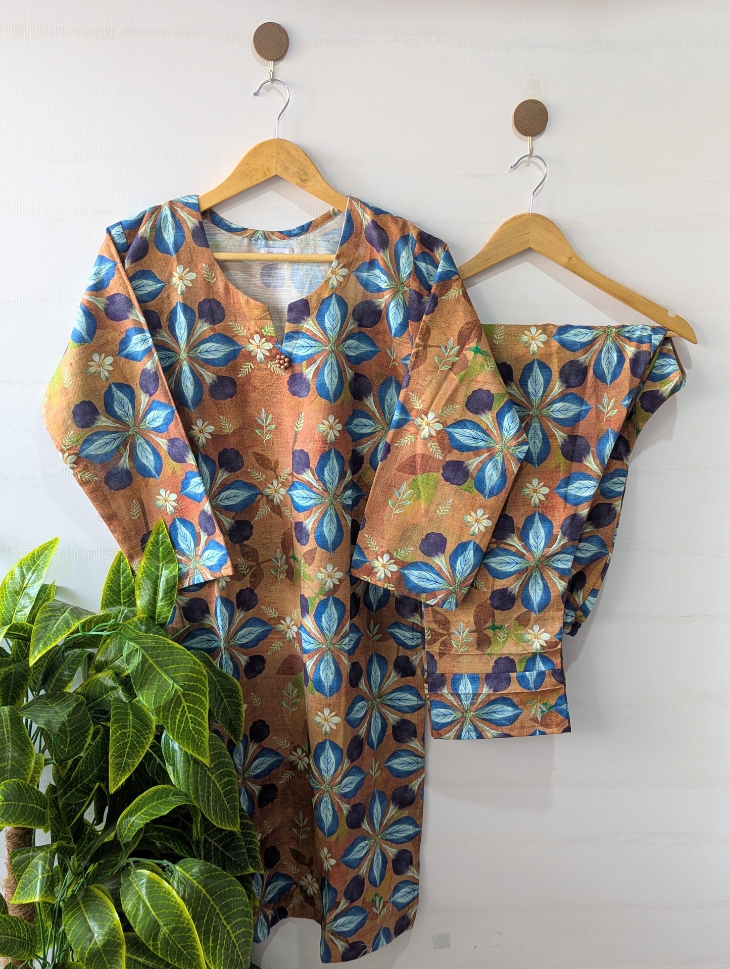 Mustard Stars Khaddar Stitched 2pc