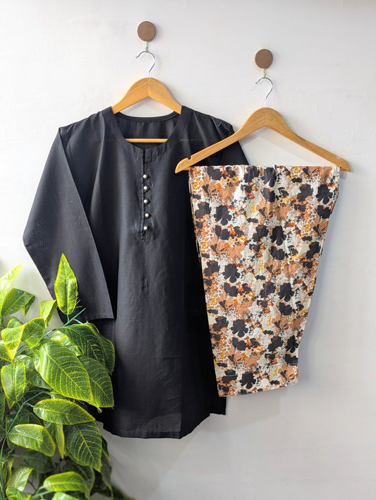 Black & Little Florals Lawn Farshi Set - 2pcs
