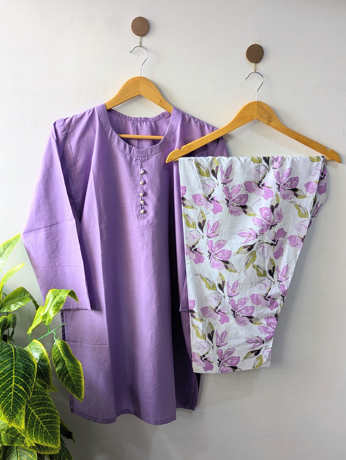 Lilac & White Floral Lawn Farshi Set - 2pcs