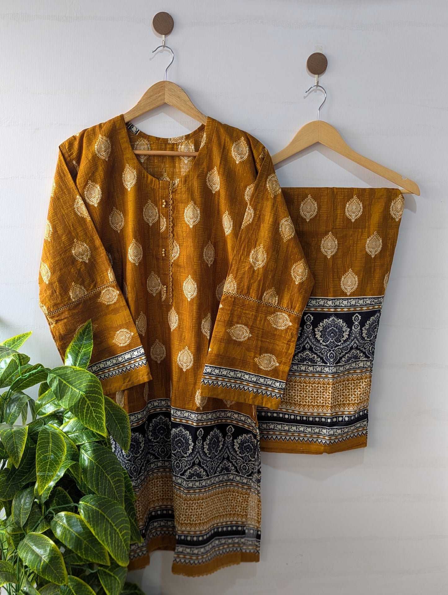 Mustard Meadows Khaddar 2pc Set