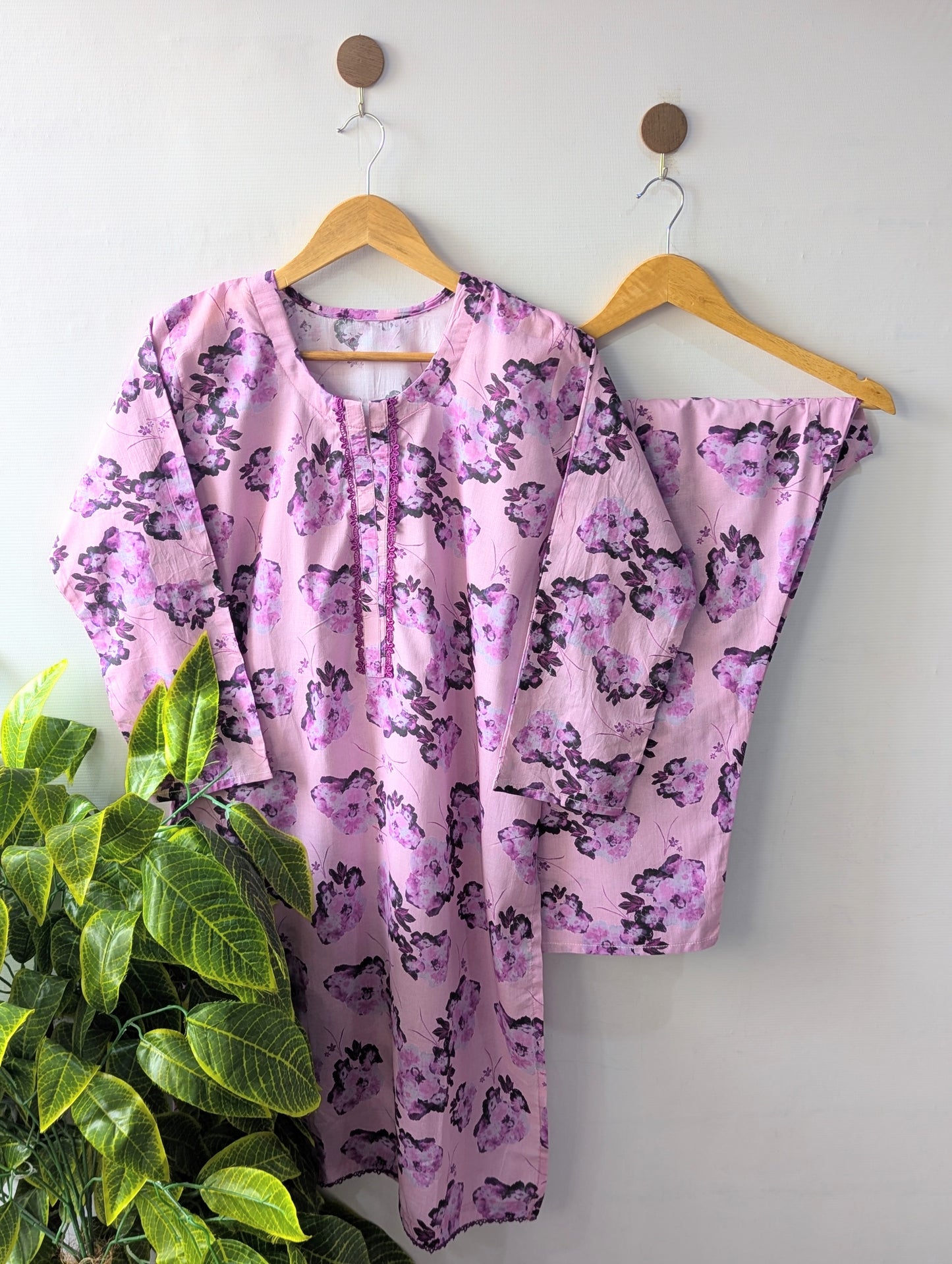 Lavender Floral Lawn Stitched 2pc