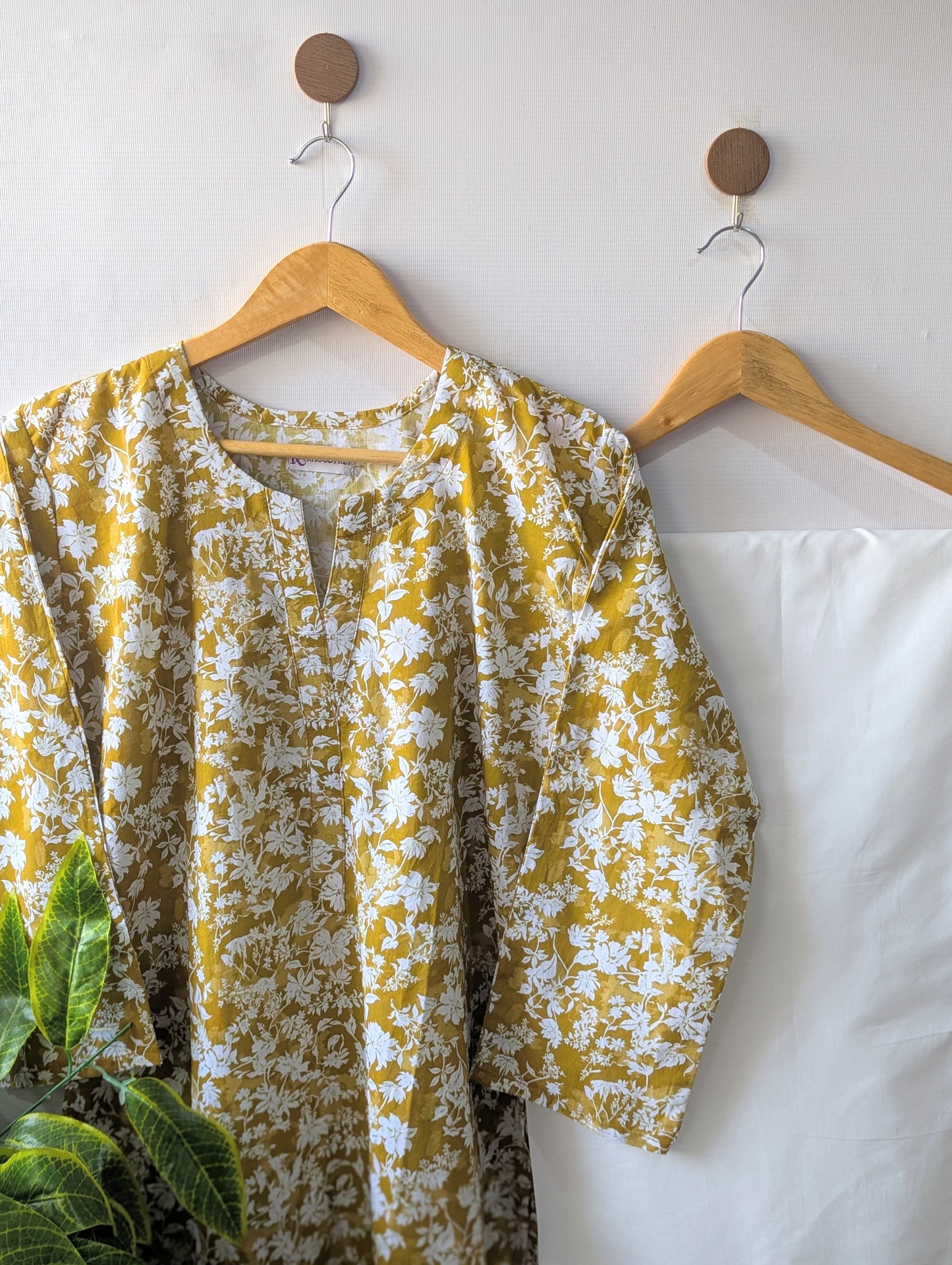 Yellow Petals & White Wide Leg Plazo - 2pcs