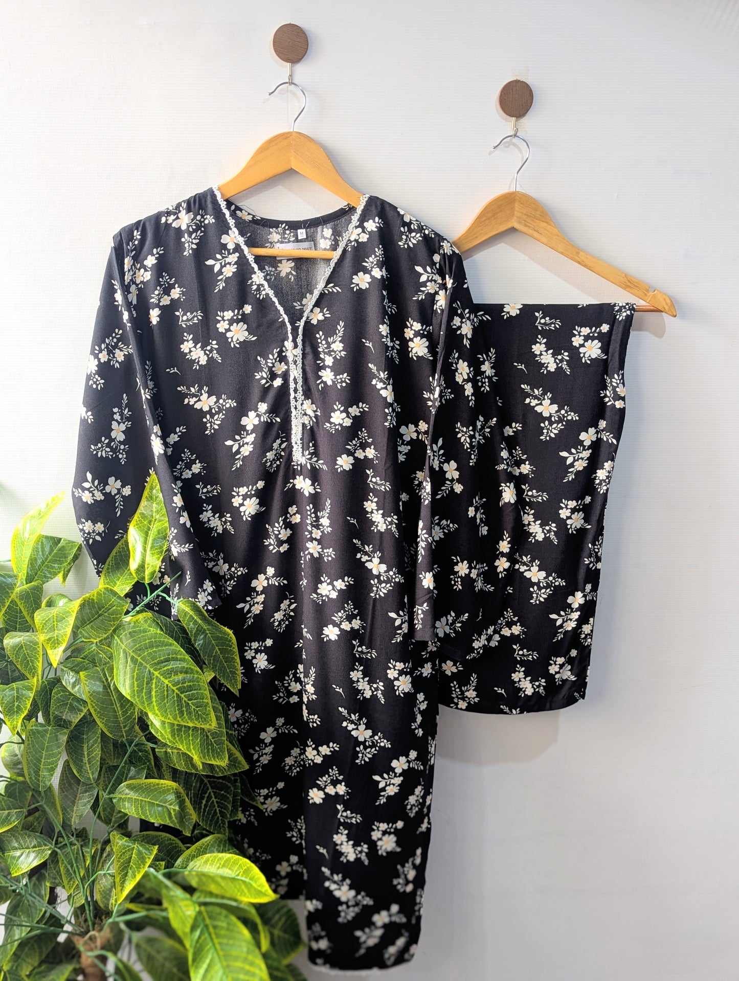 Black Petals Linen Stitched 2pc