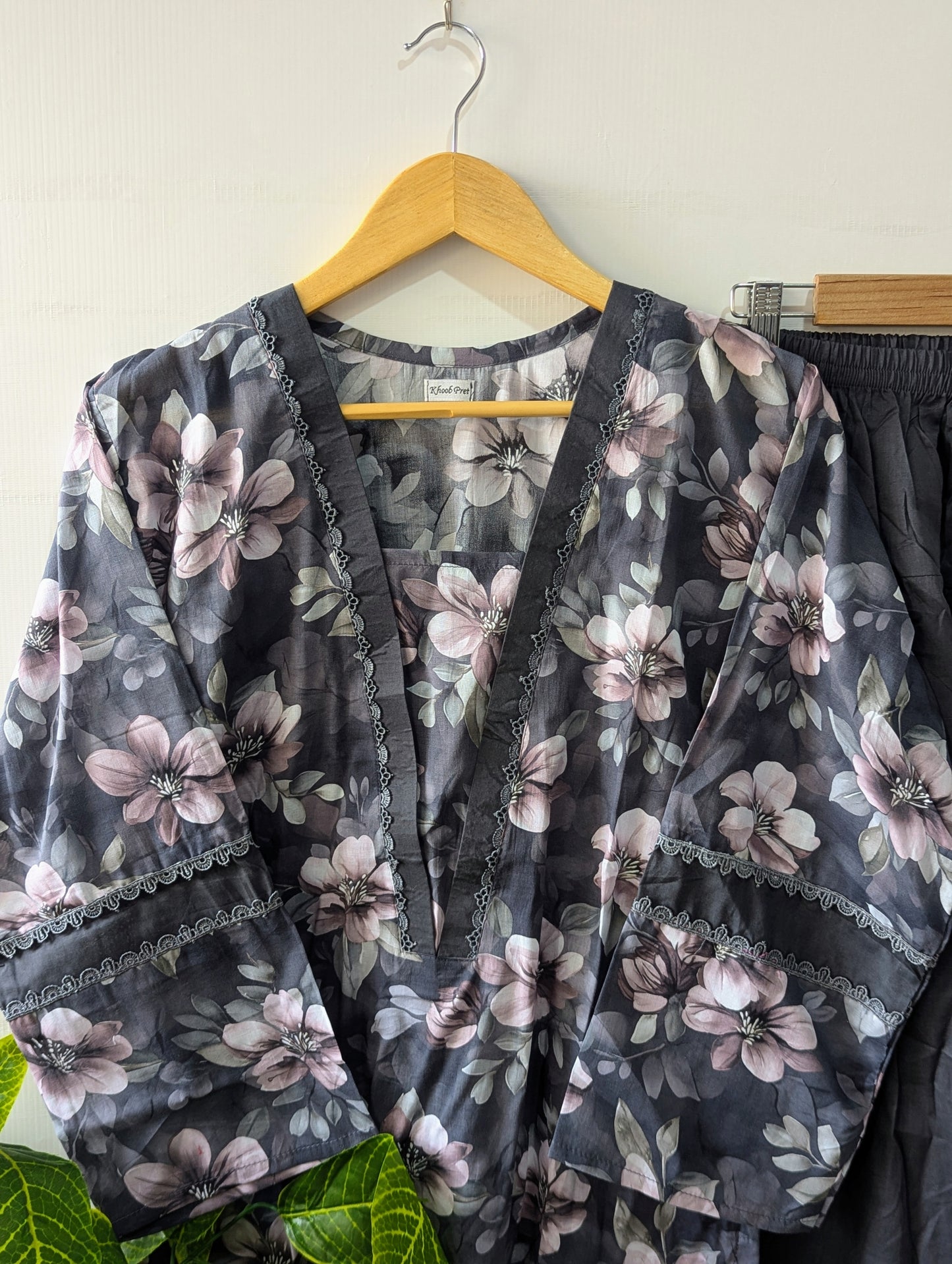 Ice Grey Floral Lawn Farshi Shalwar Set - 2pc Dress